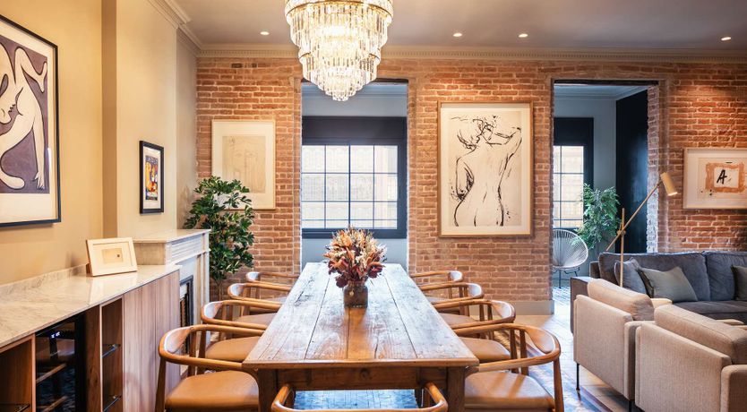 Photo of City's Charm