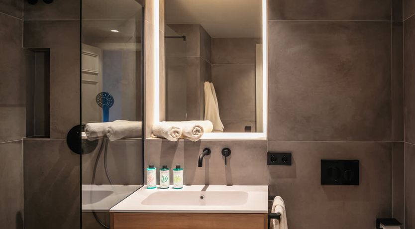 Photo of City's Charm