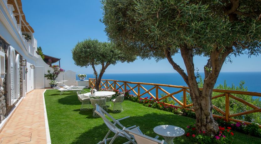 Photo of The Charming Abode