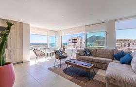 Photo of a-nautical-horizon