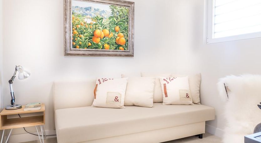 Photo of A Nautical Horizon