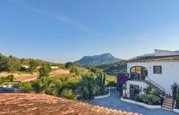 Sunburst Sunrise Holiday Home