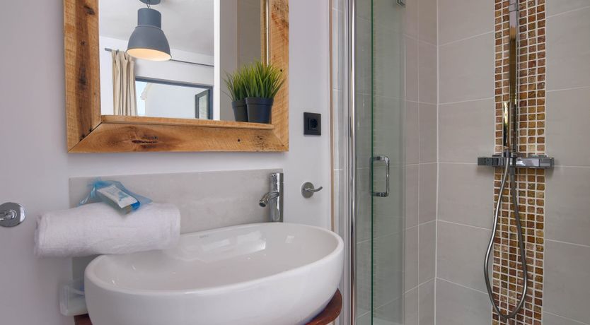 Photo of Sunburst Sunrise