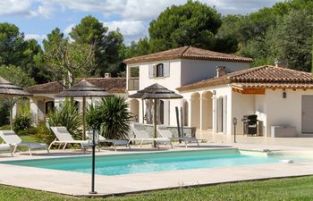 Art of Paradise Holiday Home