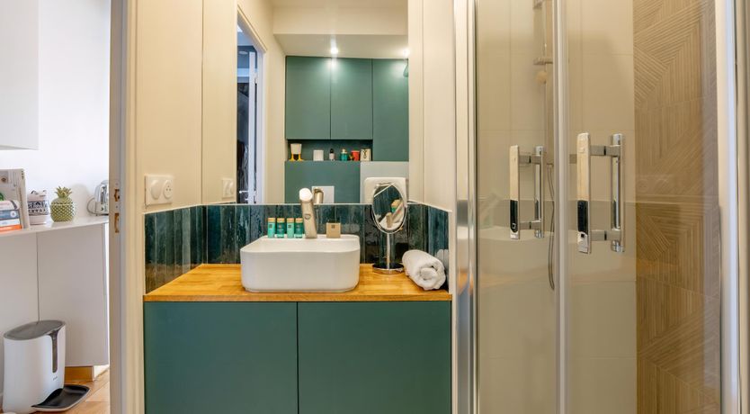 Photo of Parisian Glimmer