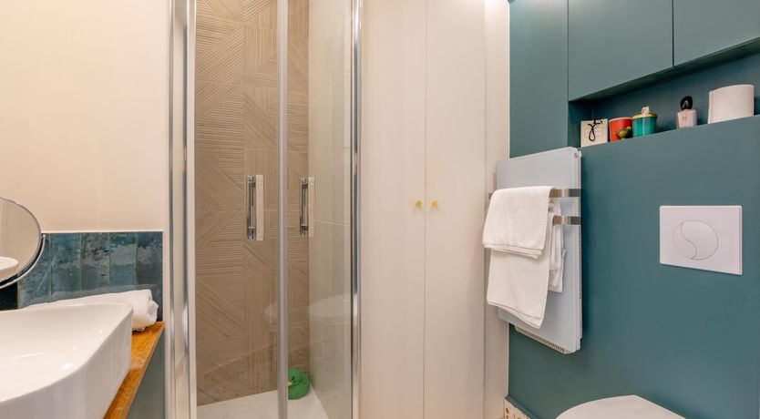 Photo of Parisian Glimmer