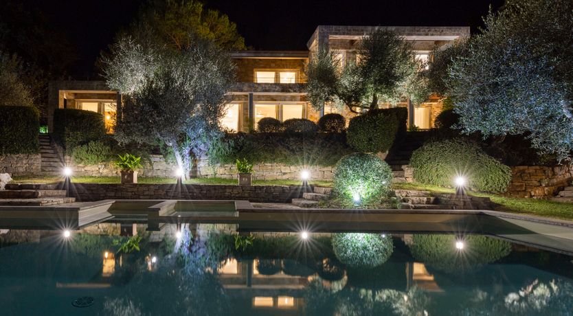 Photo of Charming Place