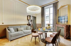 Photo of avenue-charm