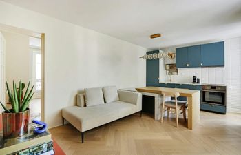 Landmarks & Parks Holiday Home