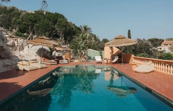 Azure Sky Abode Holiday Home