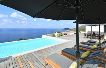 Sea View Place Holiday Home