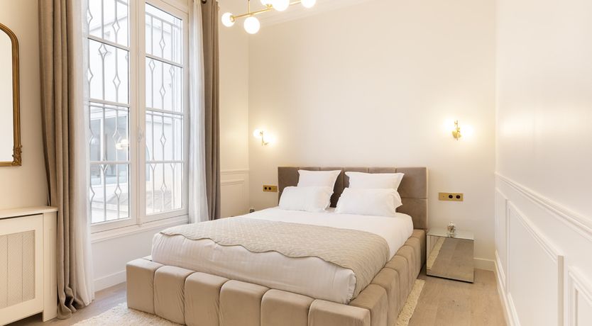 Photo of Parisian Serene