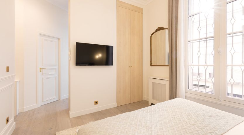 Photo of Parisian Serene