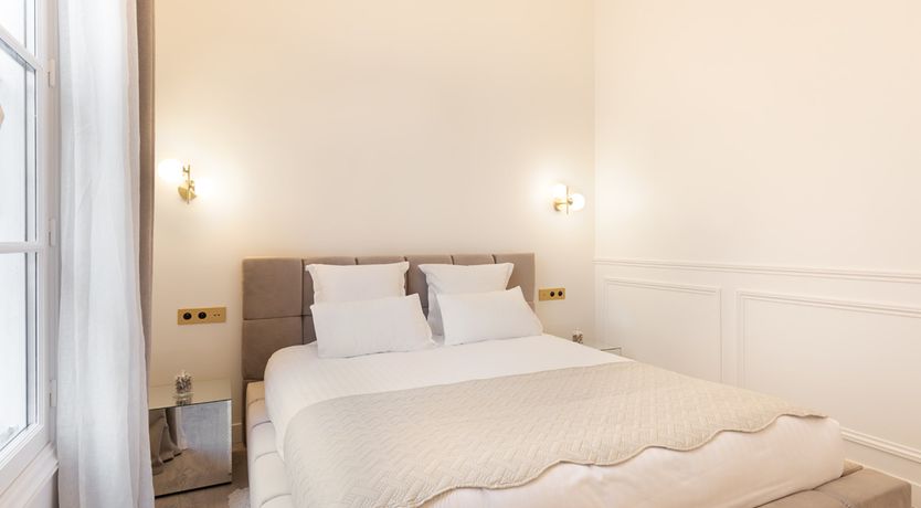 Photo of Parisian Serene