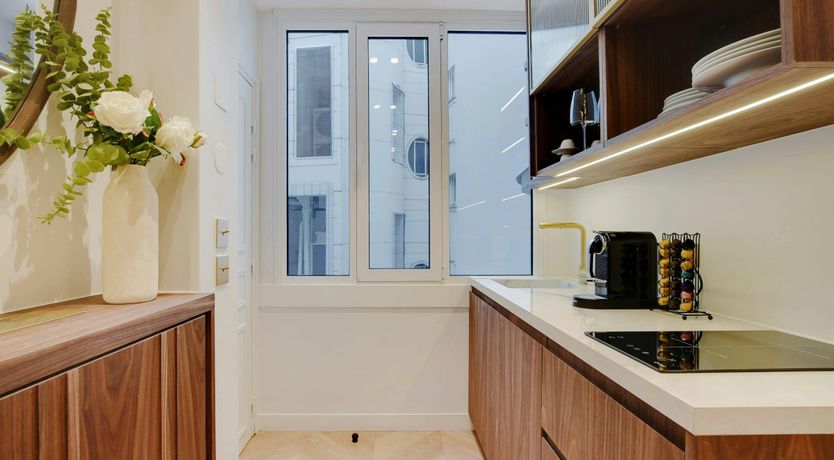 Photo of Marble & Mouldings