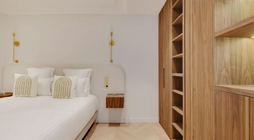 Photo of Marble & Mouldings