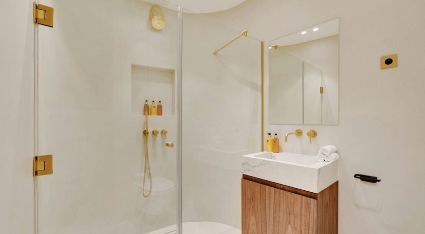 Photo of Marble & Mouldings