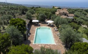 Photo of Hidden Garden