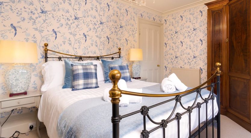 Photo of Lakeland Grandeur