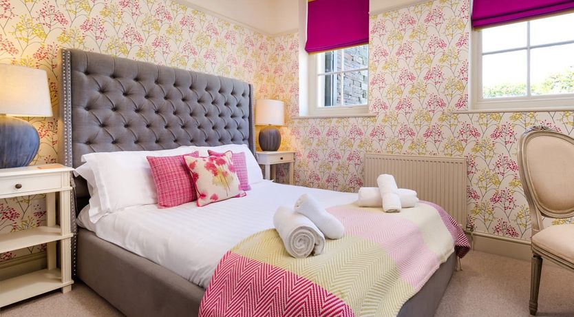 Photo of Lakeland Grandeur