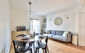 Photo of Steps to Sacré-Coeur