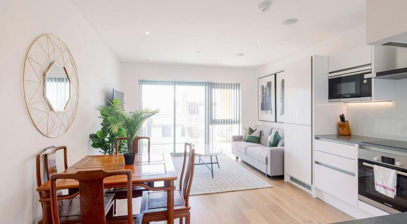 Photo of East London Skies