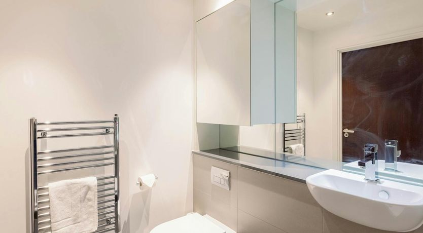 Photo of East London Skies