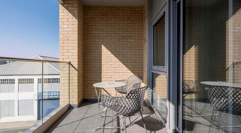 Photo of East London Skies