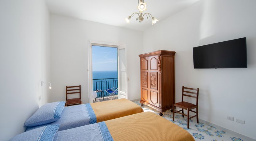 Photo of Citrus & Crimson