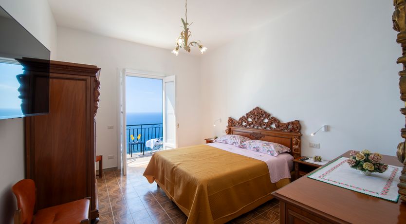 Photo of Citrus & Crimson