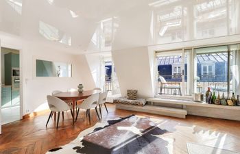 Toits de Paris Holiday Home