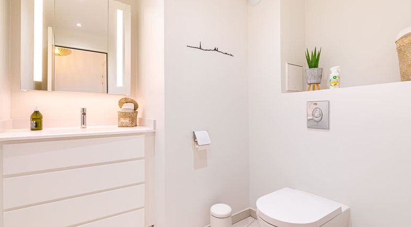 Photo of Pastel Parisian Jewel