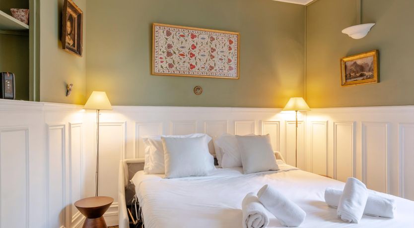 Photo of Old Majestic Oasis