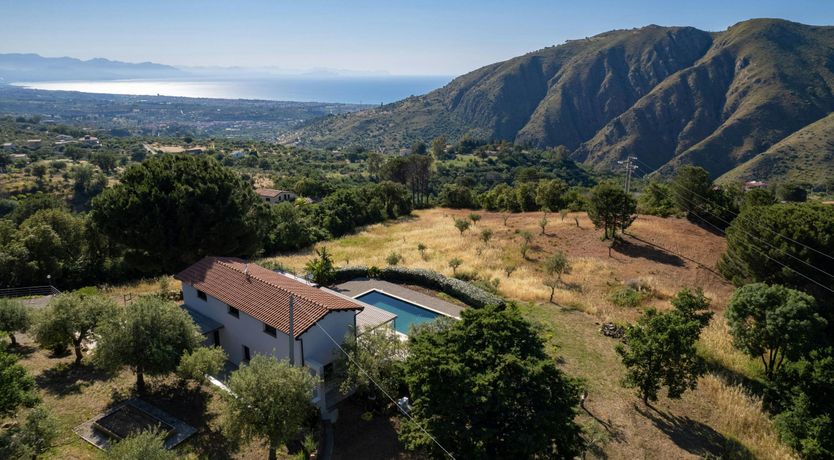 Photo of A Sicilian Echo