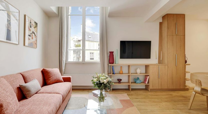 Photo of Avenue Treasure