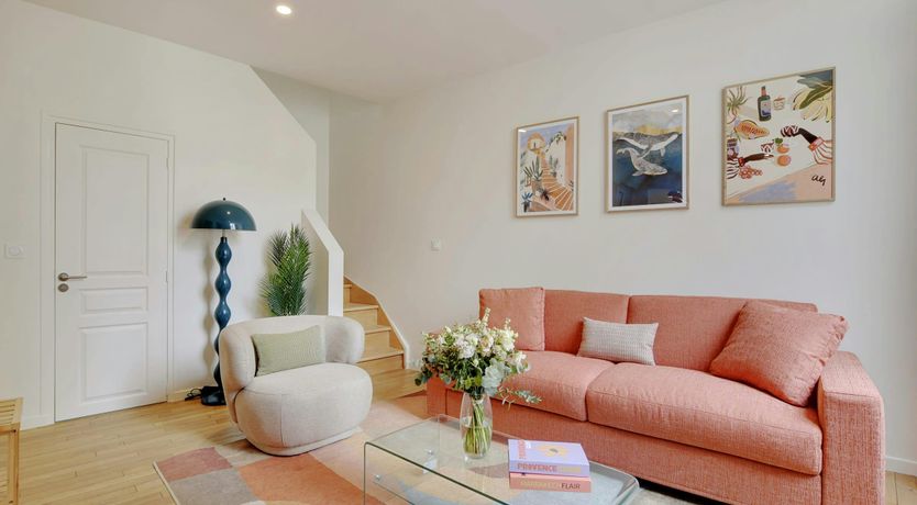 Photo of Avenue Treasure