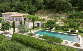 Photo of Little Luberon