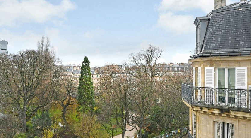 Photo of Batignolles Set