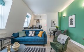 Photo of Tower Bridge Belle