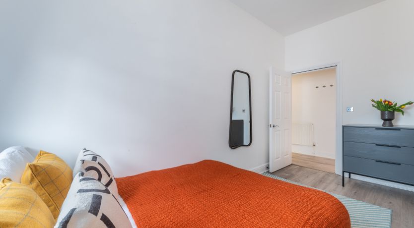 Photo of Tower Bridge Belle