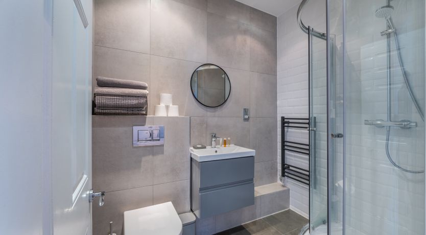 Photo of Tower Bridge Belle