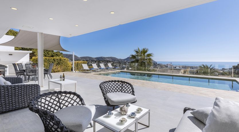 Photo of The Seaside Story