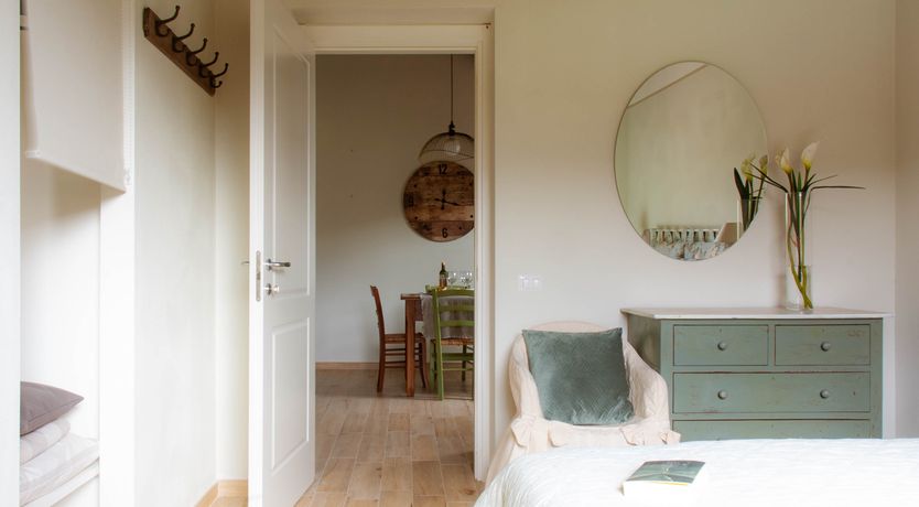 Photo of Estate Embrace