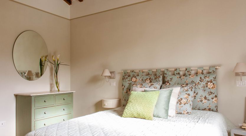 Photo of Estate Embrace