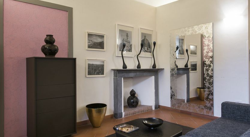 Photo of Noble Florals