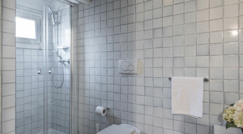 Photo of Noble Florals