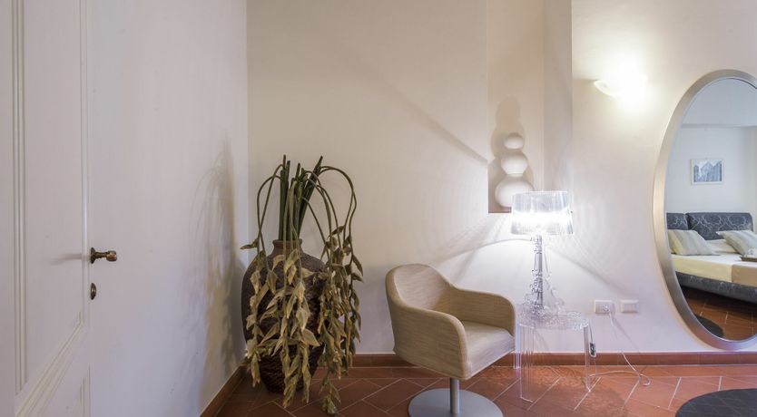 Photo of Noble Florals