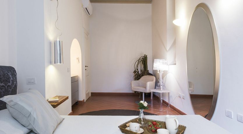 Photo of Noble Florals