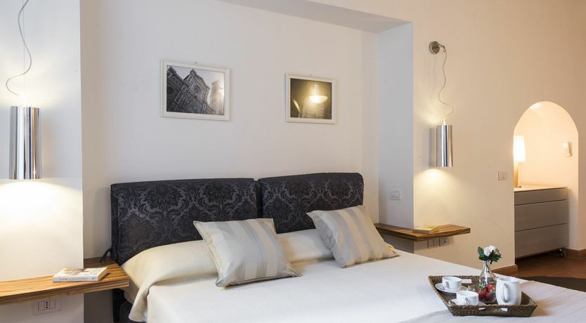 Photo of Noble Florals