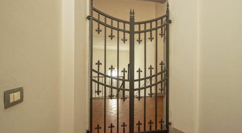 Photo of Noble Florals